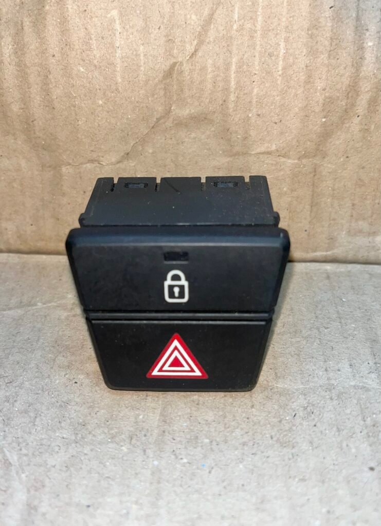 Hyundai i20 Hazard Switch Your AutoPartNer